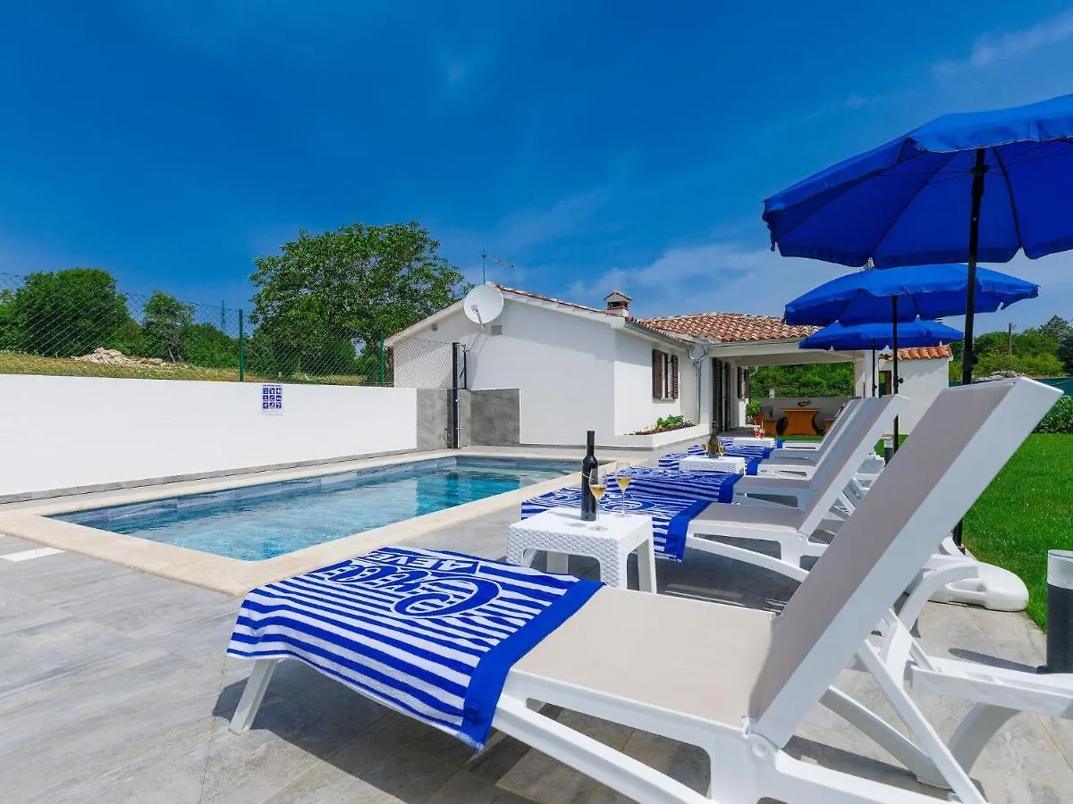 Holiday Home Casa Gverino By Interhome Plomin